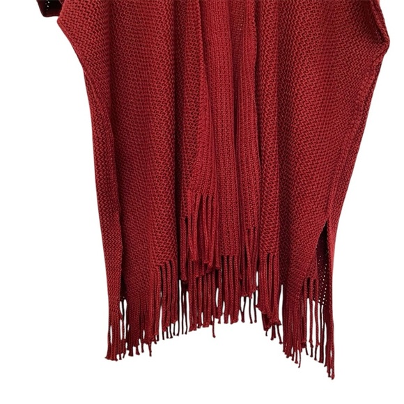 Steve Madden Women Fringed Long Open Front Sweater Vest Burgundy - Picture 3 of 4